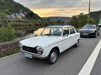 oldtimer peugeot 204 limousine schiebedach