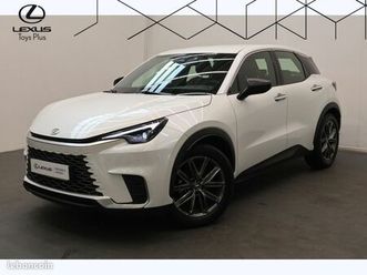 lexus lbx 1.5 136h elegant pack tech 2wd