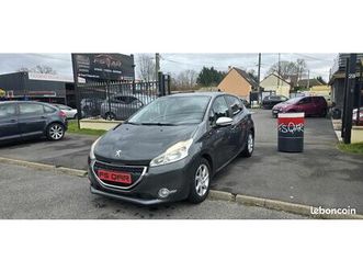 peugeot 208 1.4 hdi 70 style *clim*gps