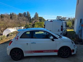 abarth 500 595 1.4 turbo 16v t-jet cuir rouge- très bon état fiat abarth 595 — 145 ch — 2018 — 81 000 km ◊ très belle abarth en excellent état général, propre e