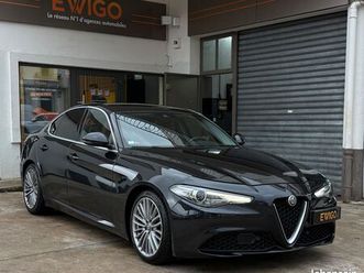 alfa romeo giulia ii 2.2 180 super at8 + acc + camera + sieges et volant chauffant