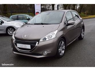 peugeot 208 allure 1.6 120 cv / 5 portes / boite automatique