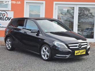 mercedes-benz třídy b b 180 90kw bi-xenon automat
