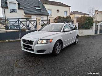 volvo v50 2.0d 136cv auto 2010
