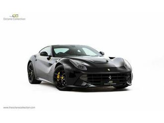 ferrari f12 berlinetta // nero daytona // carbon bucket seats // ffsh