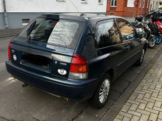 mazda 323- 1996 baujahr- automatik