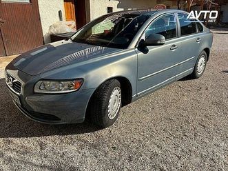 volvo s40 d2 kinetic