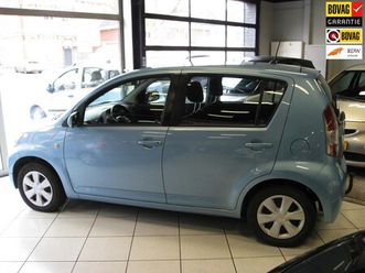 daihatsu sirion 2 - 1.3-16v prestige