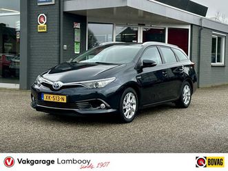 toyota auris touring sports - 1.8 hybrid aspiration navi camera cruise