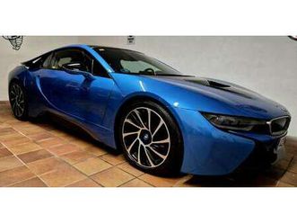 i8