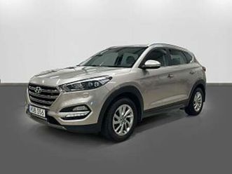 hyundai tucson 1.6 t-gdi awd dct comfortplus (backkamera, navi, drag)