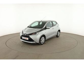 toyota aygo 1.0 vvt-i x-play x-shift