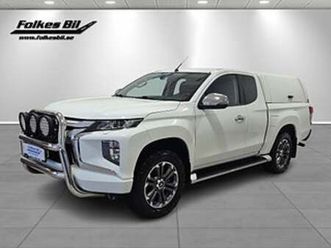 mitsubishi l200 club cab 2.2 di-d 150 hk 4wd parkv kåpa vhjul