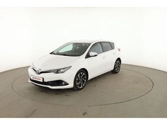 toyota auris 1.2t design