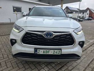 hybrid 2.5i awd premium plus 7 place