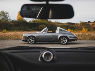 porsche 911 2.2 t targa