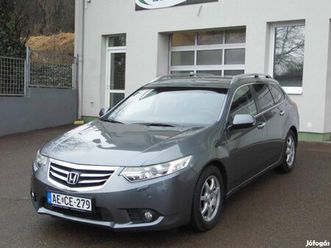 honda accord tourer 2.2 crd lifestyle szervíkön...