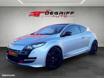 renault megane iii coupe 2.0 16v 265 rs