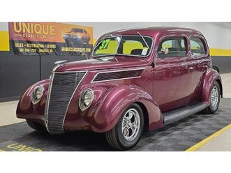 1937 ford deluxe