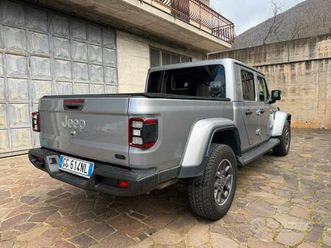 jeep gladiator 3.0 overland -autocarro-fatturabile