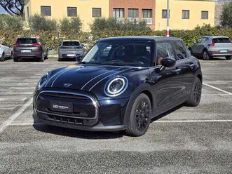 5p 1.5 automatica,pelle,navi,full-led prezzo tratt