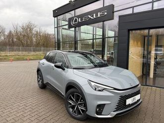 lexus lbx 1.5 hybrid cool advanced e-cvt