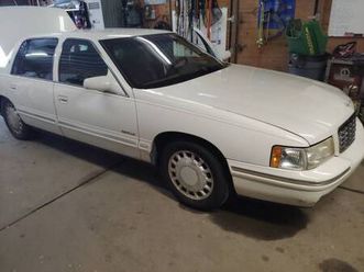 1998 caddilac deville in good condition