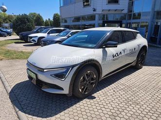 kia ev6 84kwh earth power + prémium csomagos áfás tesztautó