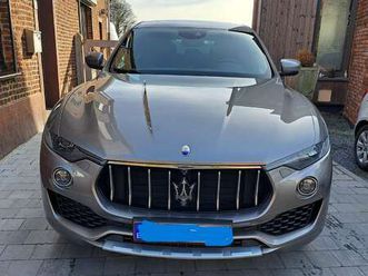 levante 3.0 v6 turbo granlusso