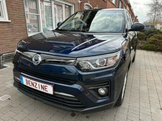 ② ssangyong tivoli 1.2i! topstaat*airco*navi*50000km*garantie! — ssangyong — 2ememain