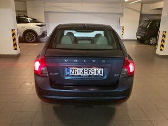 volvo s40 1,6 d, 2009 god.