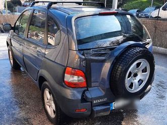 voiture scenic rx4 essence