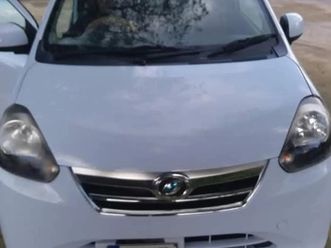 daihatsu mira 0,7l 2012