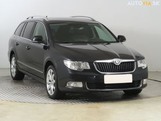 skoda superb 2.0 tdiaurinklement , automat, kůže za 8 400 €