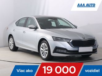 skoda octavia 1.5 tsi, sr,2.maj, serv.kniha