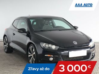 vw scirocco 1.4 tsi, xenóny, strešné okno, klíma