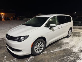 2022 chrysler grand caravan sxt