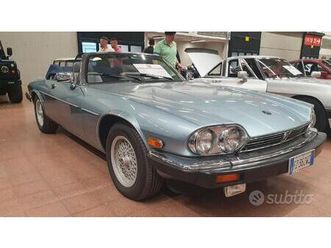 jaguar xjs v12