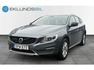 volvo v60 cross country d3 geartronic momentum