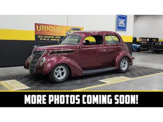 1937 ford deluxe tudor sedan street rod