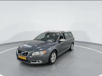 ② volvo 2011,v70,2l — volvo — 2ememain
