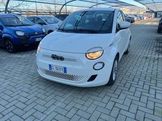 500 (2020--->) 500e 23,65 kwh action