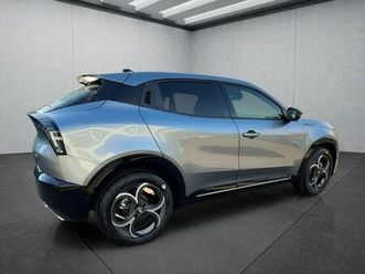 alfa romeo junior 1.2 vgt hybrid sport speciale 107 kw