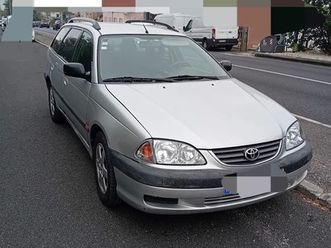 toyota avensis sw