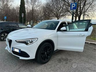 alfaromeo stelvio benzina 201cv