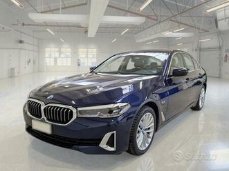 bmw 520 luxury auto 4 porte berlina