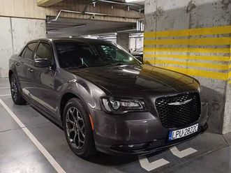 sprzedam chryslera 300s rok.2018 puławy - sprzedajemy.pl