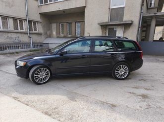 volvo v50 2.0d 136k.c