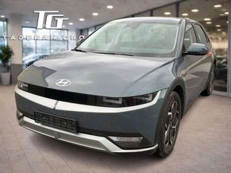 dynamiq*72,6 kwh*shz*led*navi*r.cam*acc*