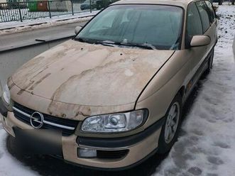 opel omega